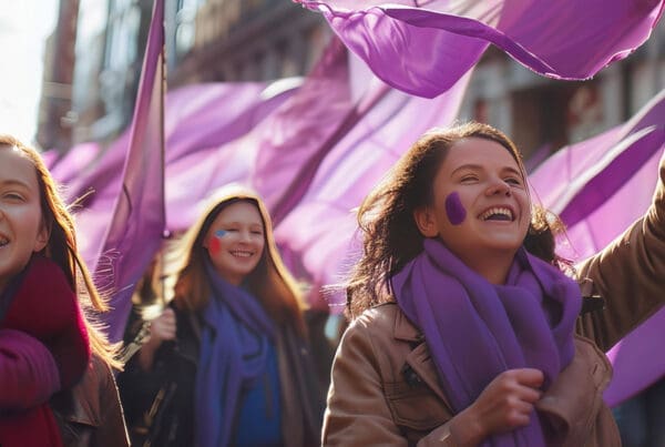 DABALASH y el Día Internacional de la Mujer Belleza y Confianza